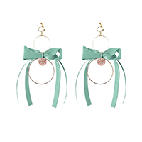 レディースシューズブランドmayla classicのピアス／イアリング、キャロディ・イヤオブジェ カラーはシーグリーン/イヤリング SG/CE 指定なし 指定なし 指定なし