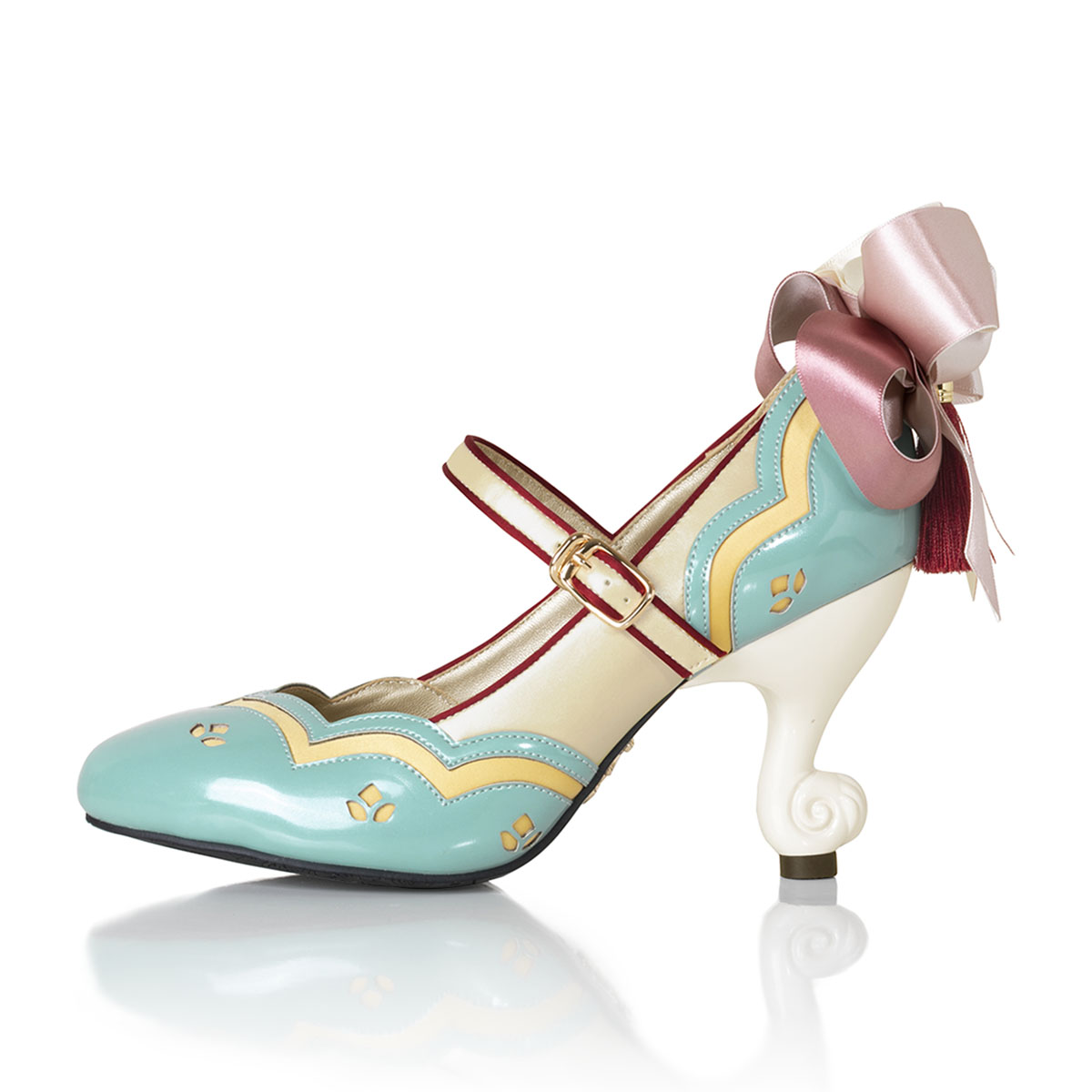 キャンディーズ VOL.1 特集号37✕53センチ スニーカーサンダル