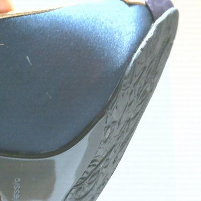 ポムフィオーレ寮 パンプス 25cm 𝐌𝐀𝐘𝐋𝐀 (マイラ) 「体温が2℃あがる」ファッションブランド